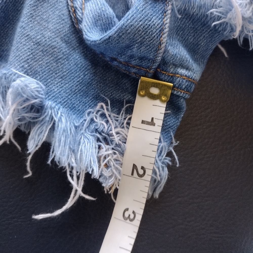 FOREVER 21 BOHO HIPPIE FLORAL EMBROIDERED SHORTS - Picture 5 of 10